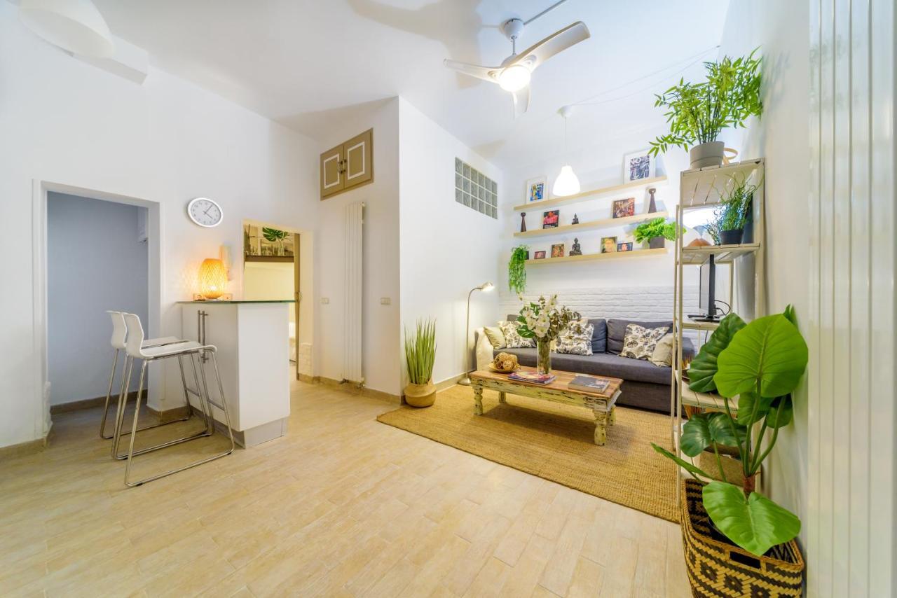 마드리드 Stylish Loft At Chueca'S Heart 아파트 외부 사진